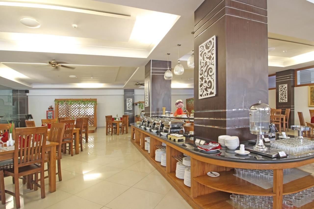 Reddoorz Premium Near Sleman City Hall Yogyakarta Exterior foto
